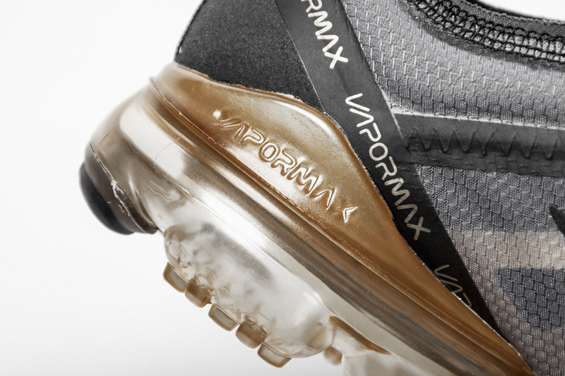 air vapormax 2019 black metallic gold ar6631-002
