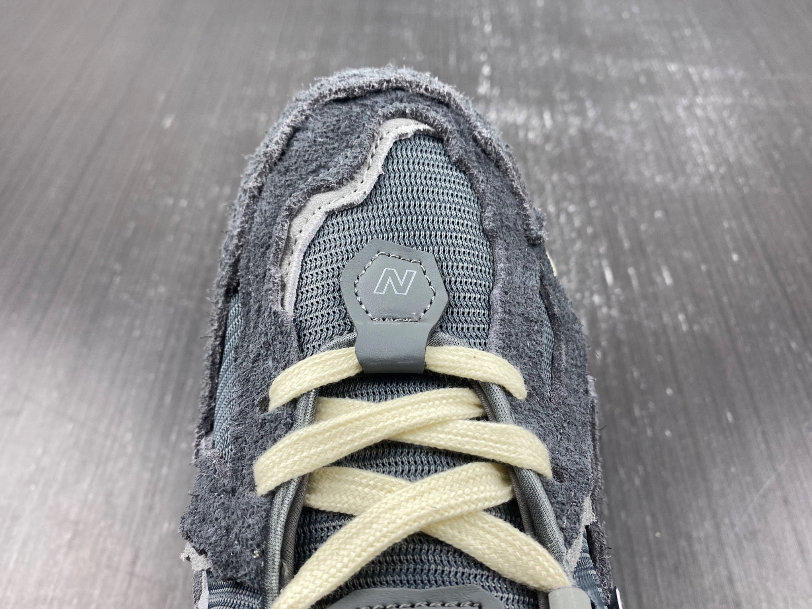 new Ba1an*e 1906d protection pack harbor grey