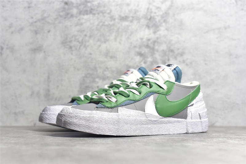 nike blazer low sacai medium grey classic green - dd1877-001