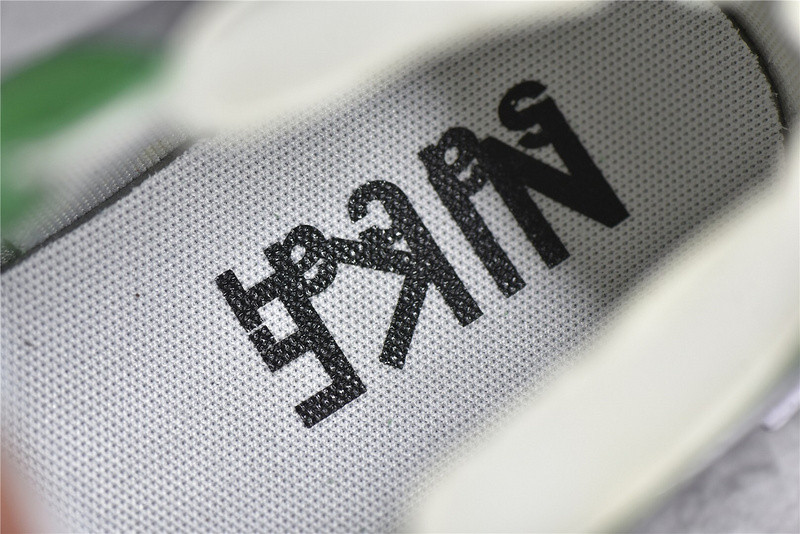 nike blazer low sacai medium grey classic green - dd1877-001