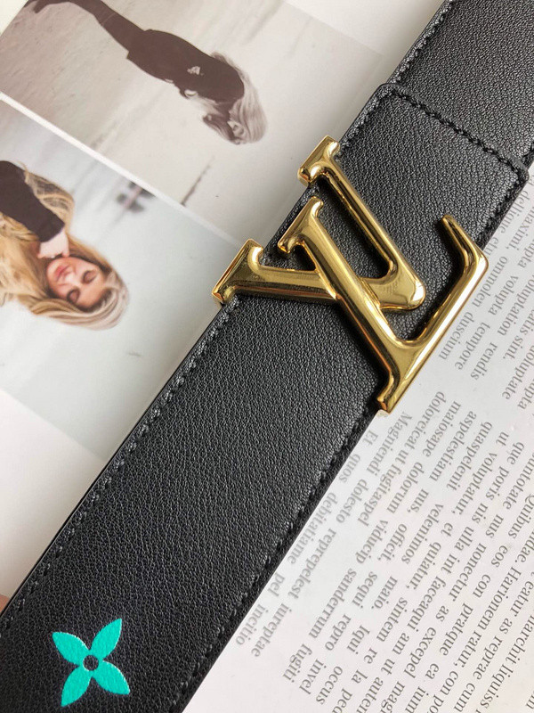 l**is V*t*n new wave 35mm belt m0078u