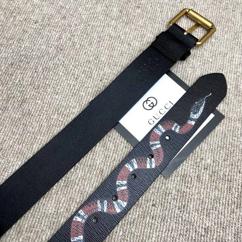 G*u*i leather belt with kingsnake 434520