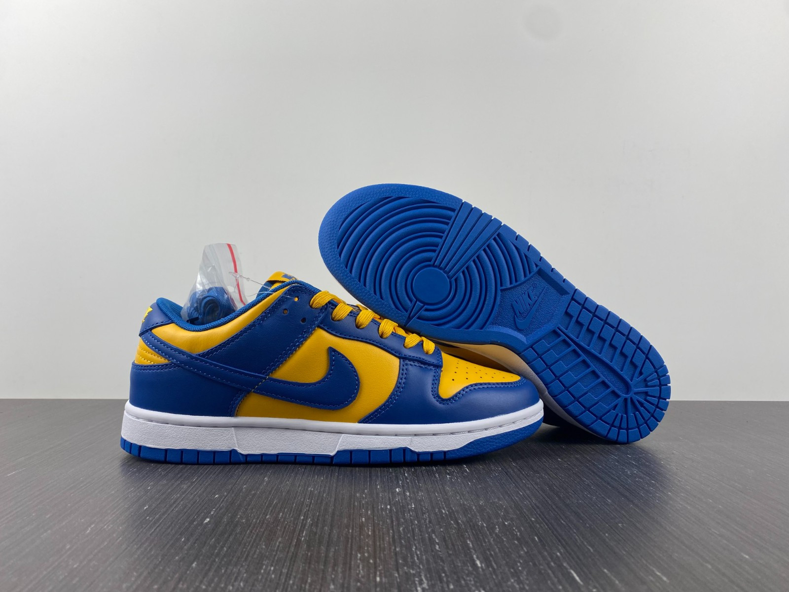 nike dunk low ucla - dd1391-402