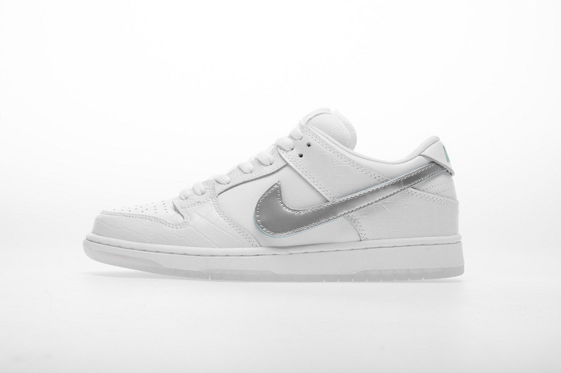 nike sb dunk low di*m*nd S*pply co white di*m*nd bv1310-100