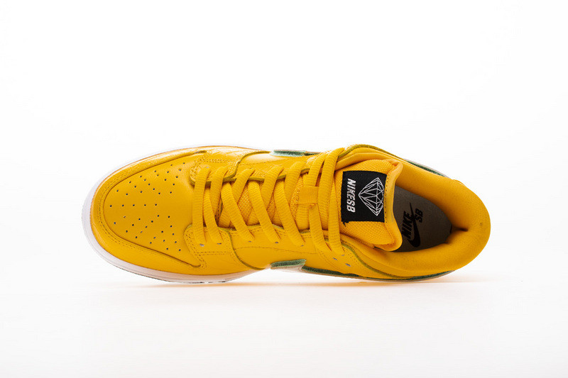 nike dunk low pro og qs canary yellow bv1310-700