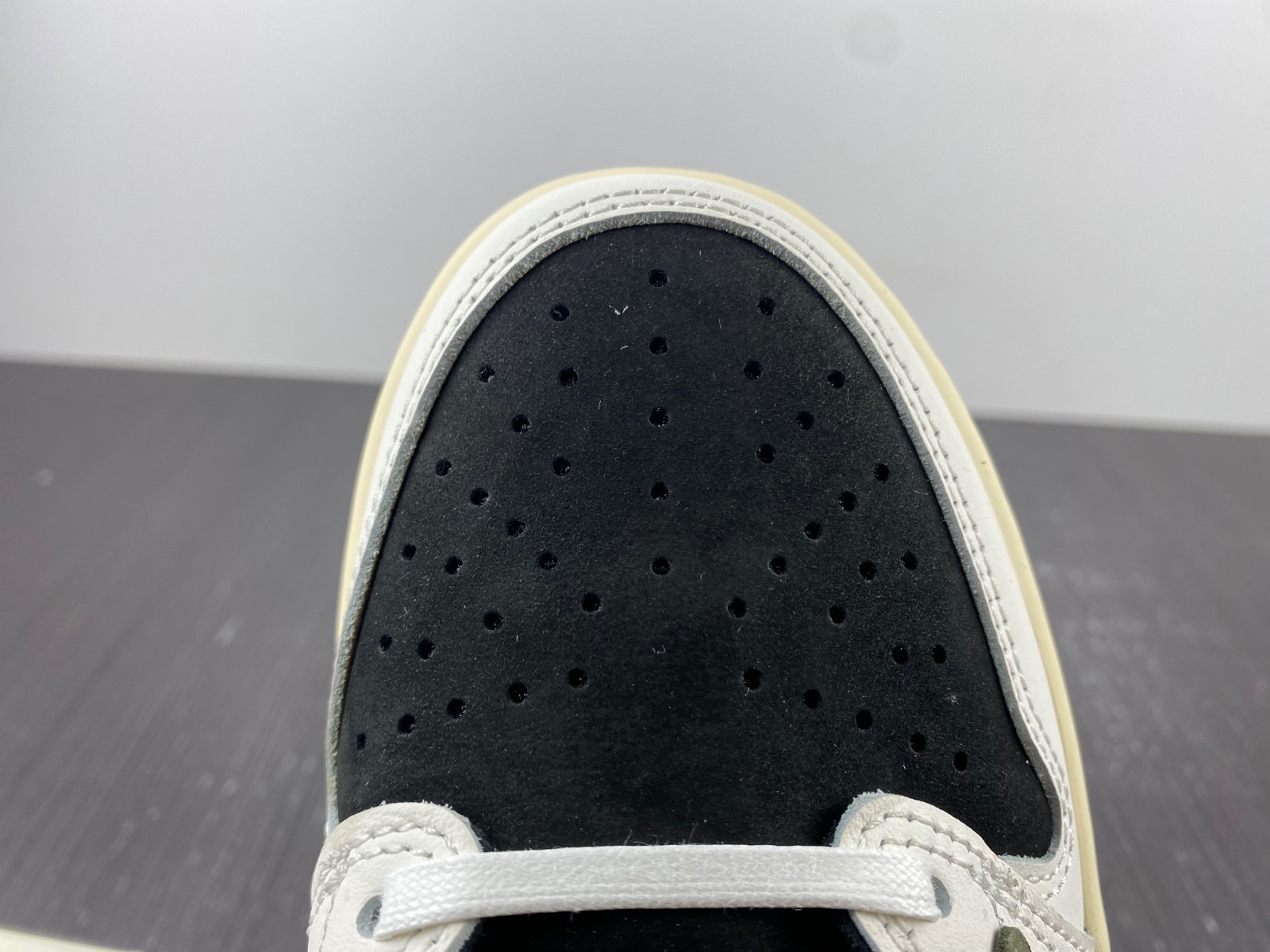 travis scott x air jordan 1 low og olive dz4137-106