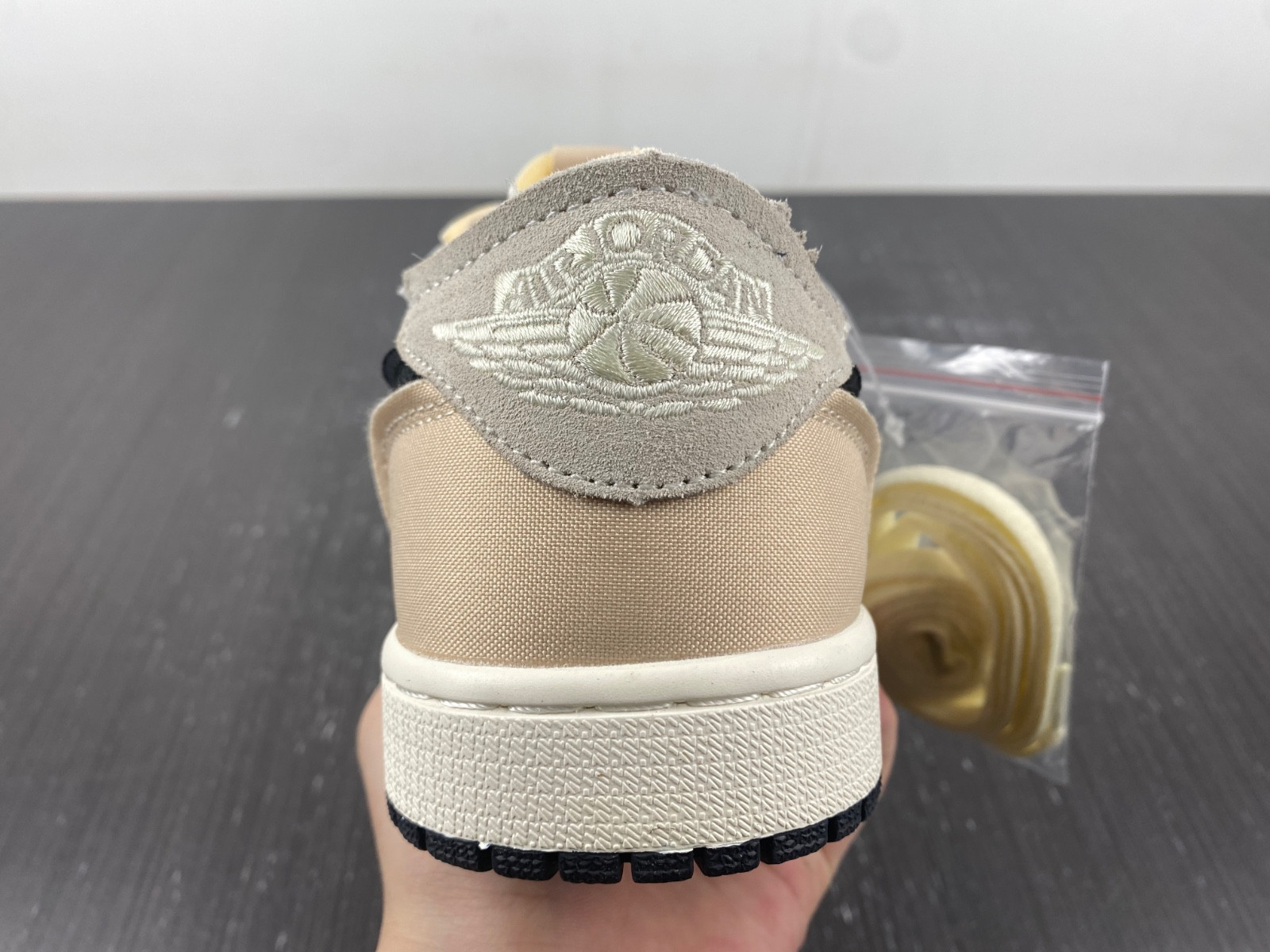 air jordan 1 low og ex "sail" dv0982-100