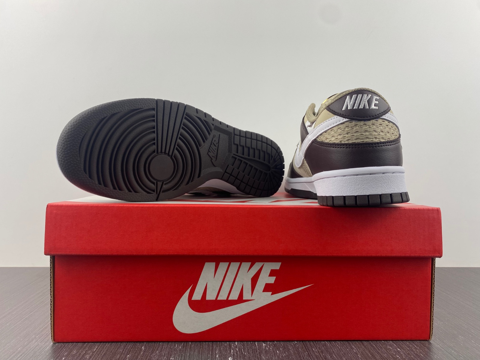 nike dunk low brown basalt (w) - dx6060-111