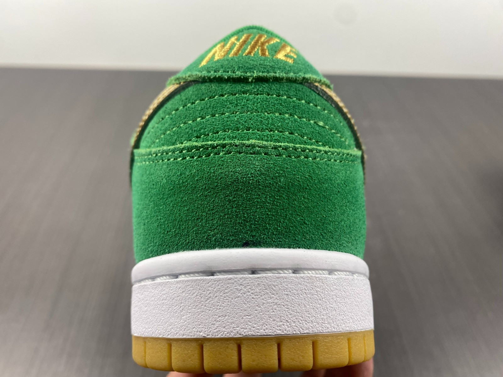 nike sb dunk low st. patty