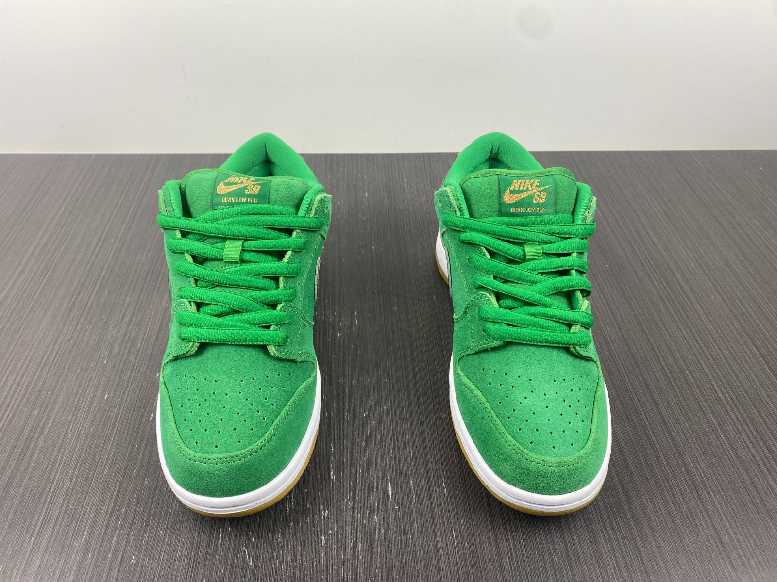 nike sb dunk low st. patty