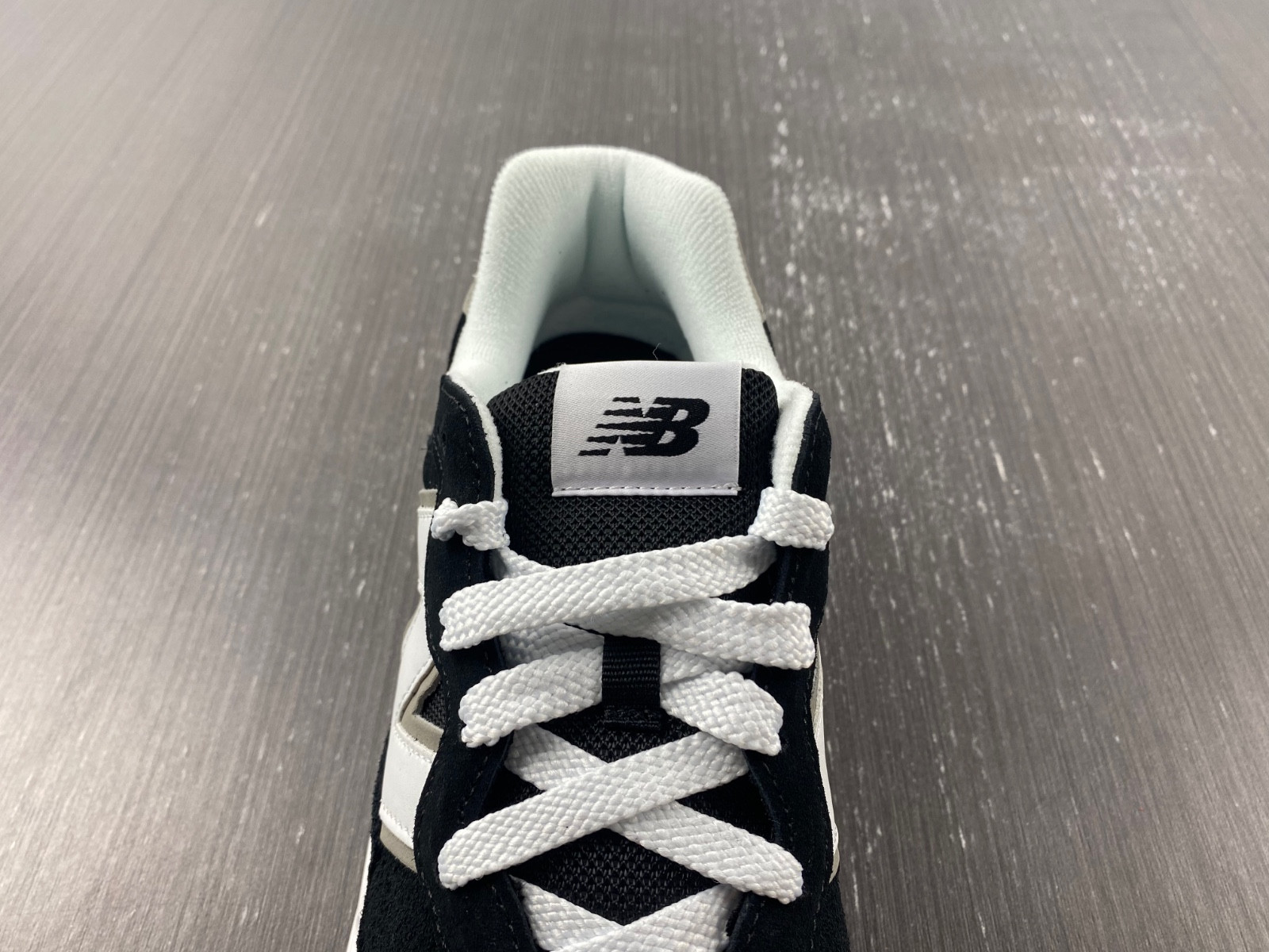 new Ba1an*e 57/40 team black - m5740cb