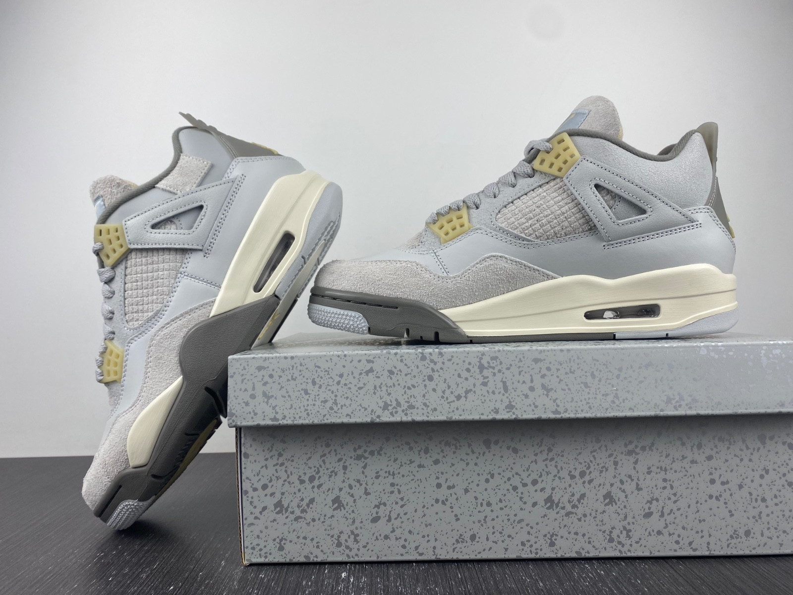 jordan 4 retro se craft photon dust - dv3742-021