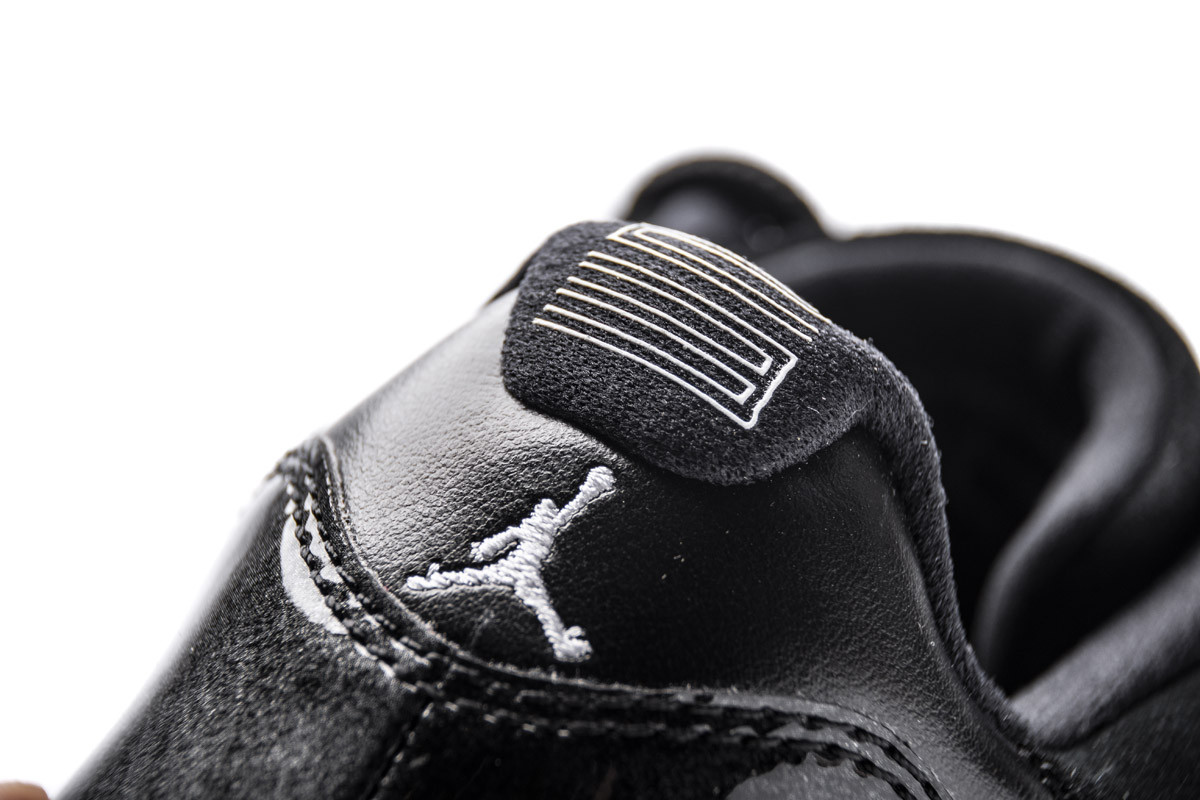 jordan 11 retro low barons 528895-010