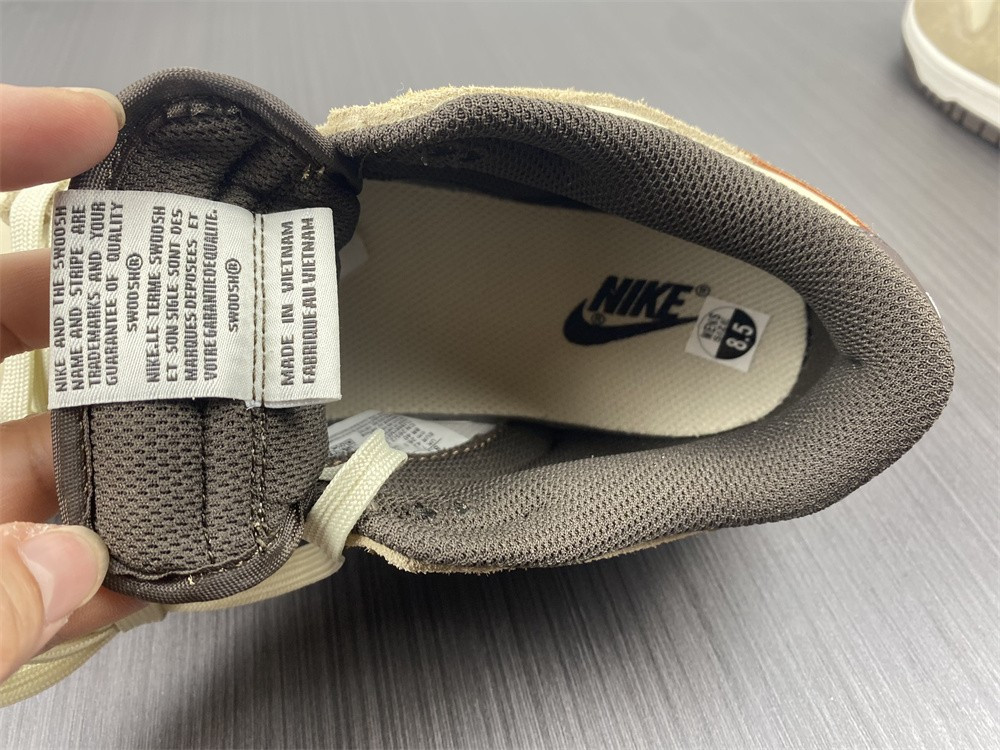 nike dunk low retro prm animal pack giraffe dh7913-200