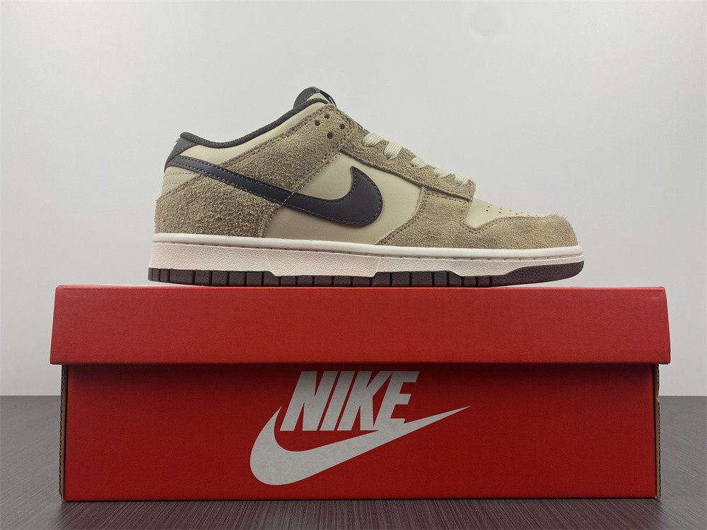 nike dunk low retro prm animal pack giraffe dh7913-200