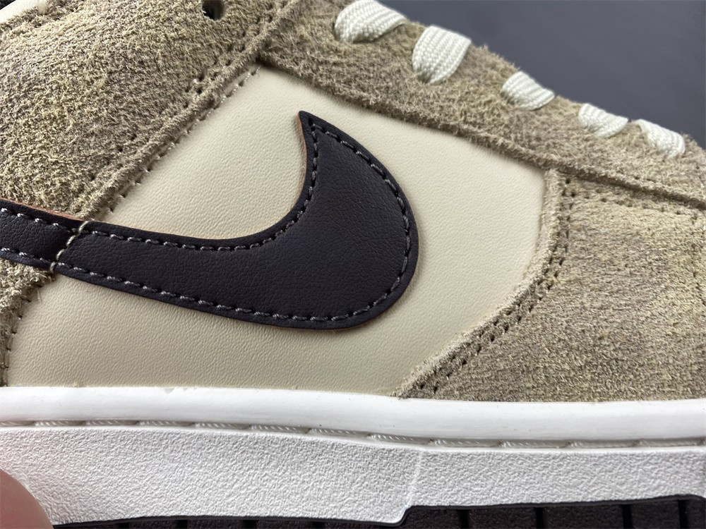 nike dunk low retro prm animal pack giraffe dh7913-200