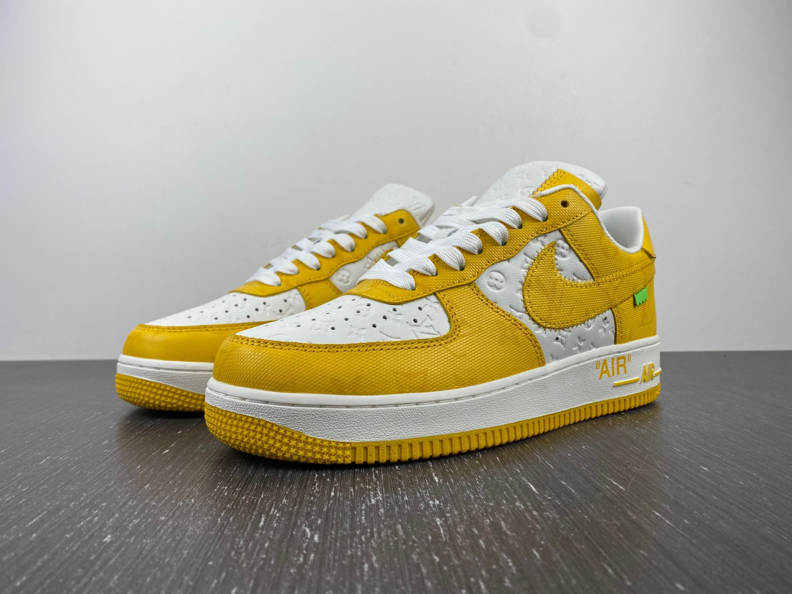 lwe sneaker