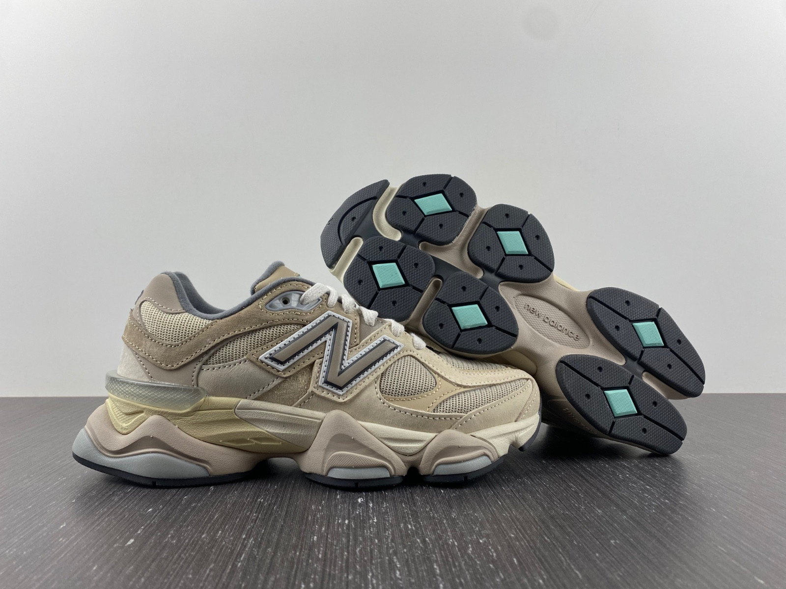 w03s4 jf/joe freshgoods x nb 9060"inside voices" u9060mac