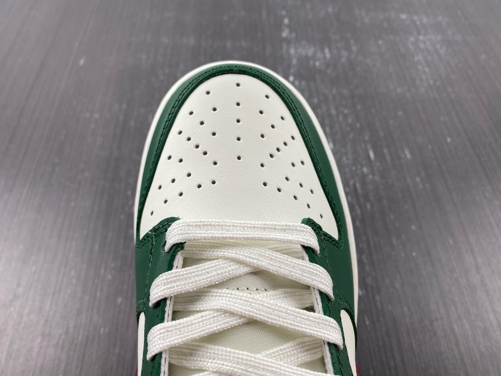 nike dunk low "gorge green" fb7160-161