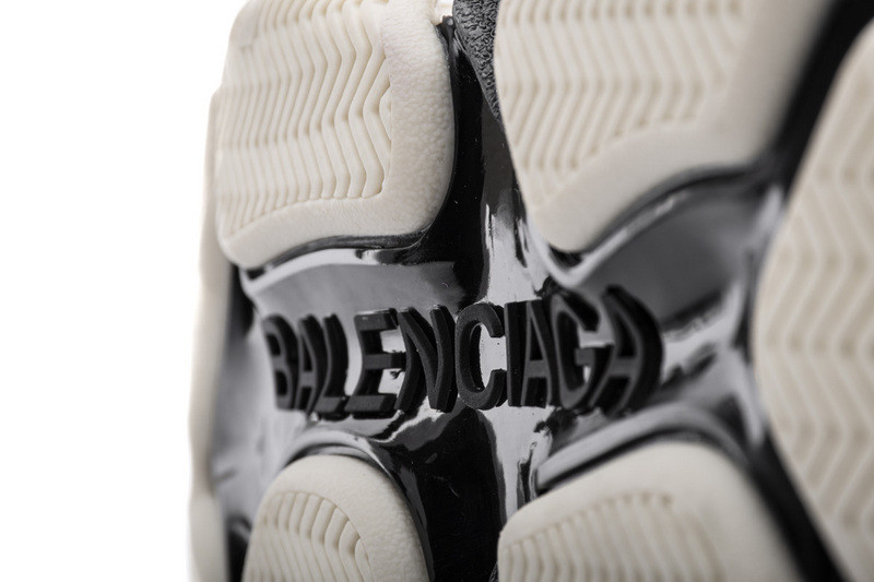 Ba*len*cia*ga triple s pink