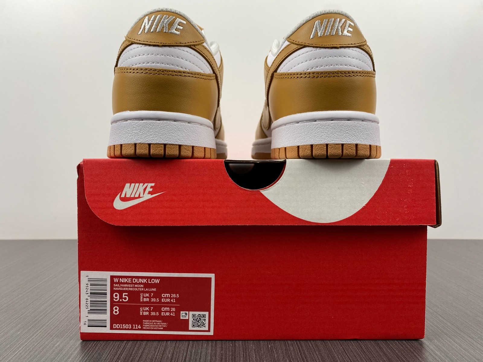 nike dunk low "harvest moon" dd1503-114