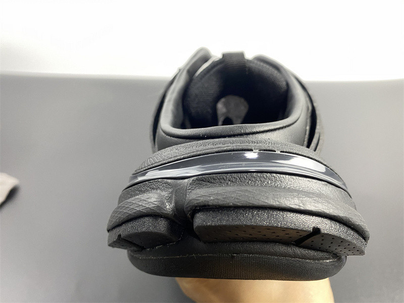 Ba*len*cia*ga track tranier 3.0