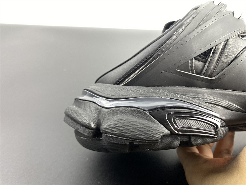 Ba*len*cia*ga track tranier 3.0