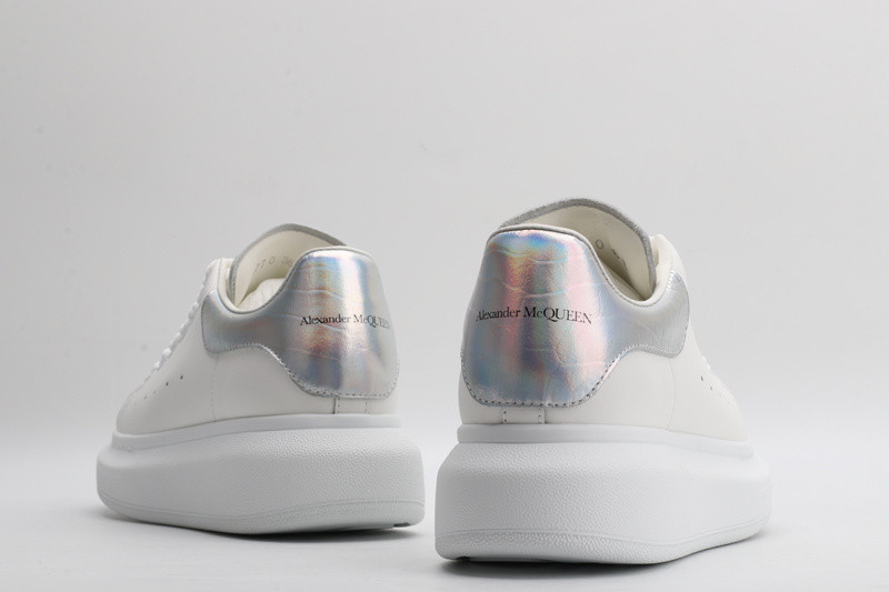 a1exa*der Mcqv*en 0001