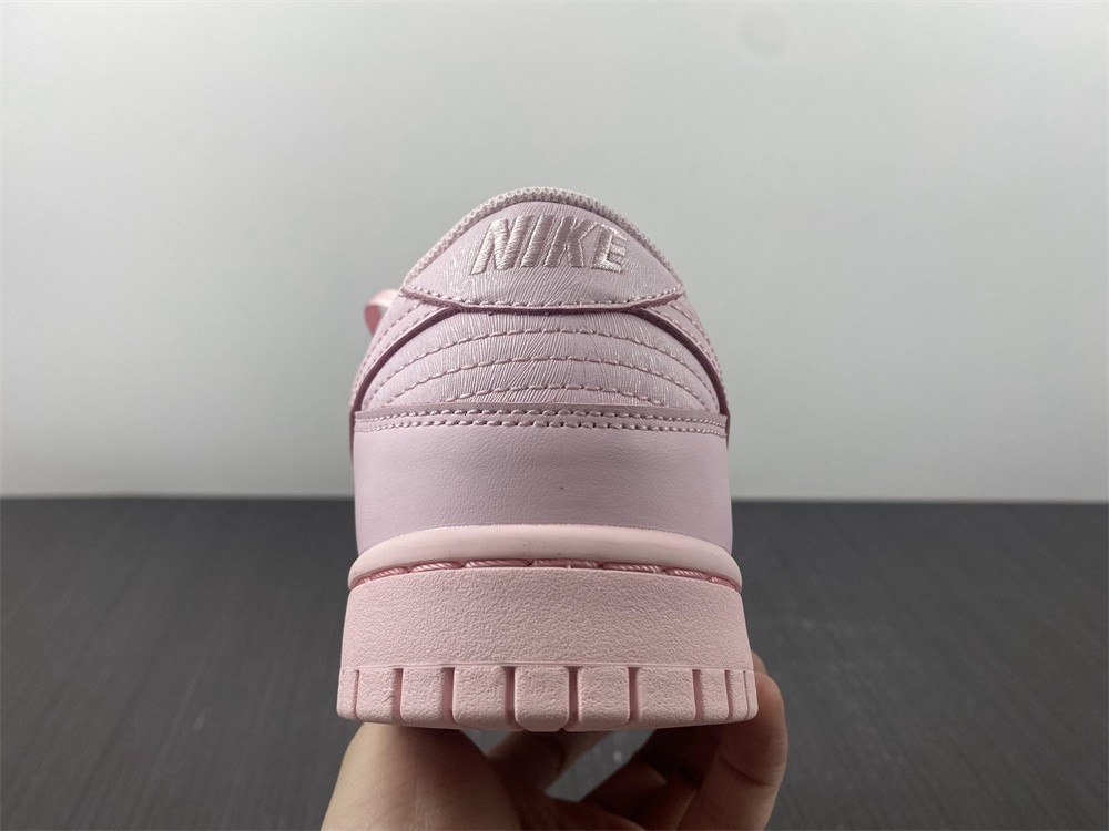 nike dunk low pink (gs) - 921803-601