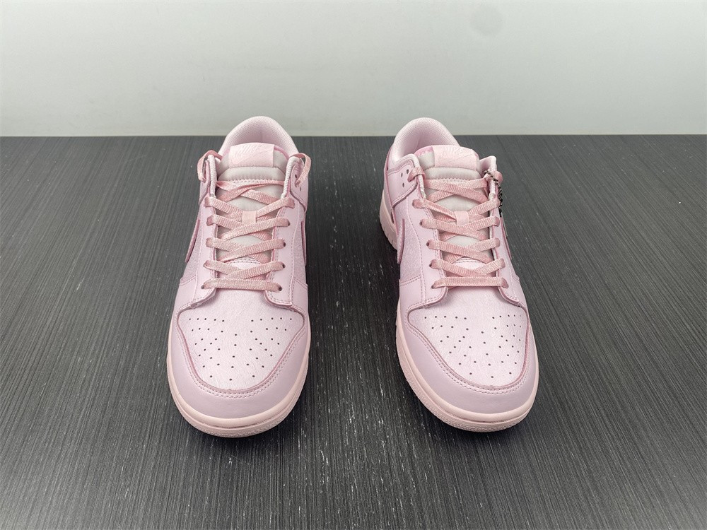 nike dunk low pink (gs) - 921803-601