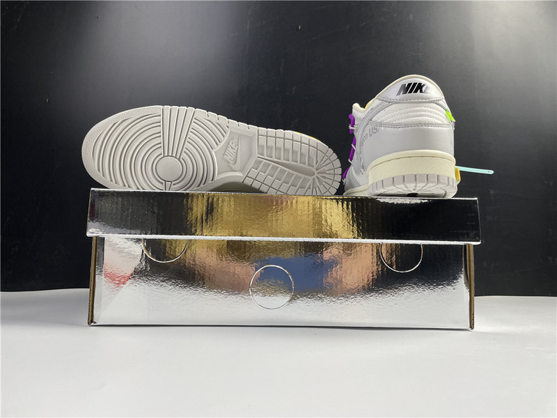 owt x nike dunk low dm1602-100