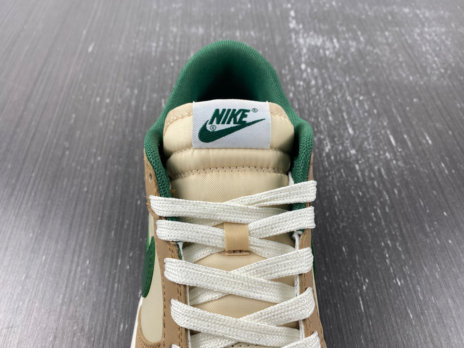 nike dunk low retro rattan gorge gree fb7160-231