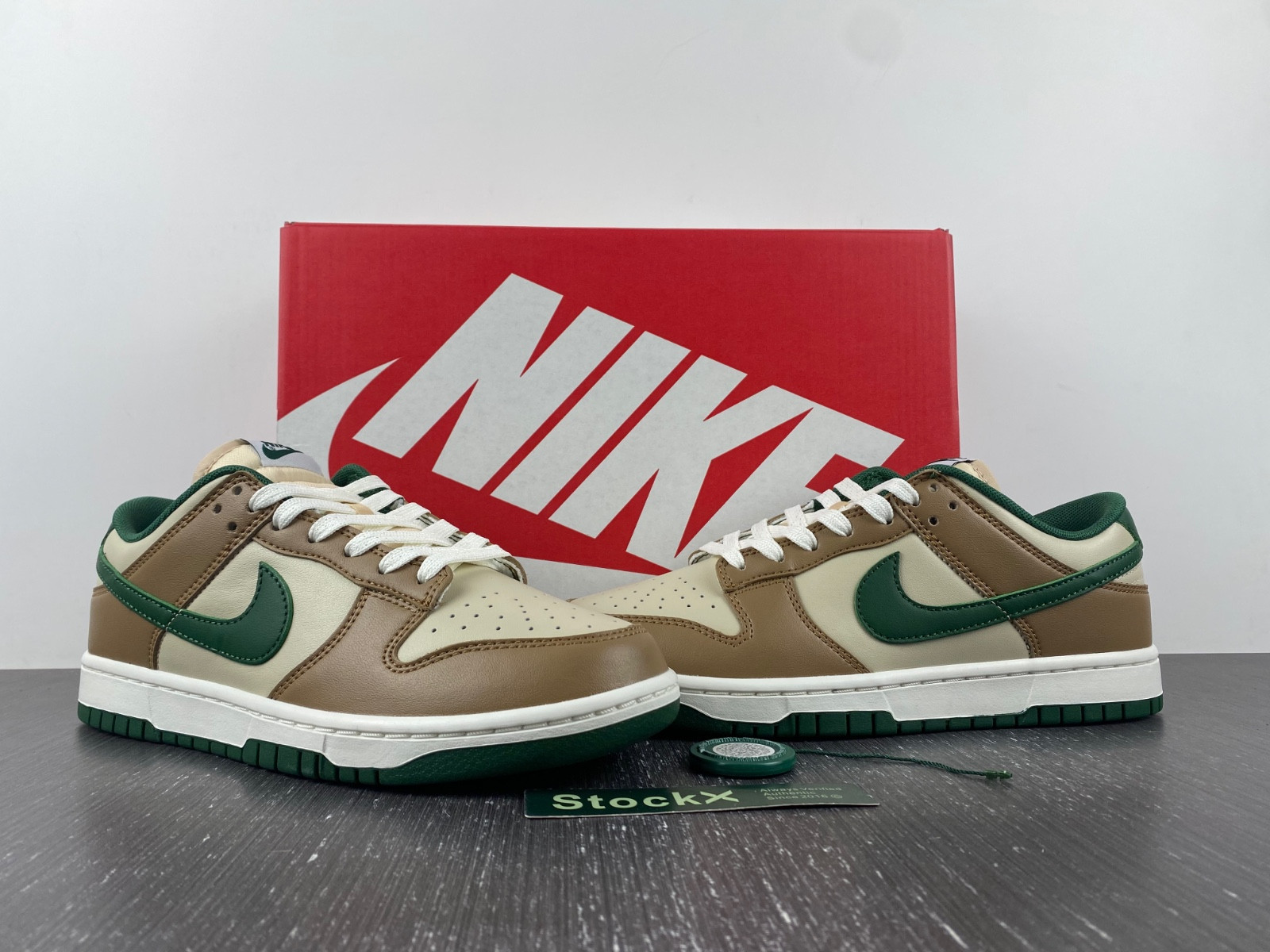 nike dunk low retro rattan gorge gree fb7160-231