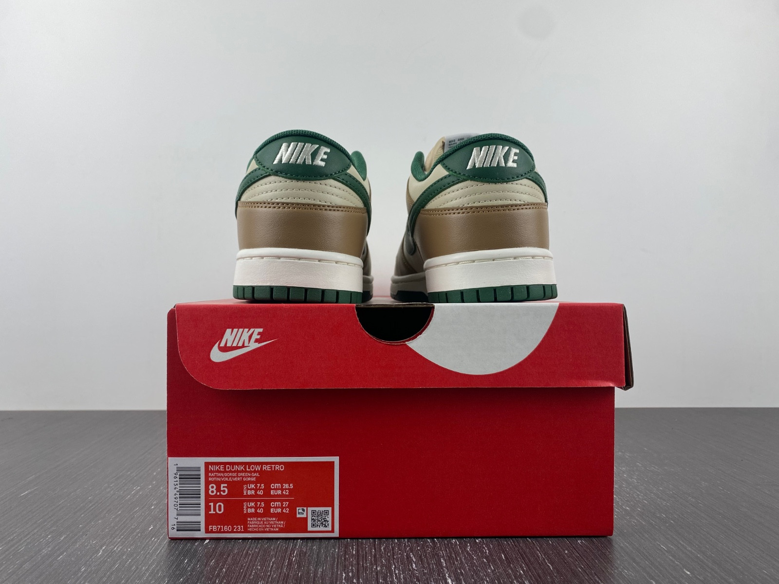 nike dunk low retro rattan gorge gree fb7160-231