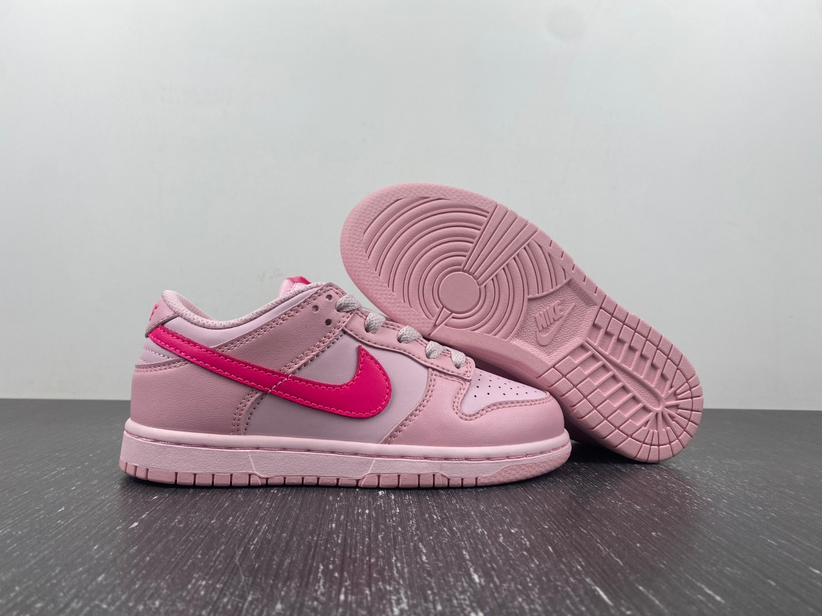 nike dunk low triple pink (ps) kids