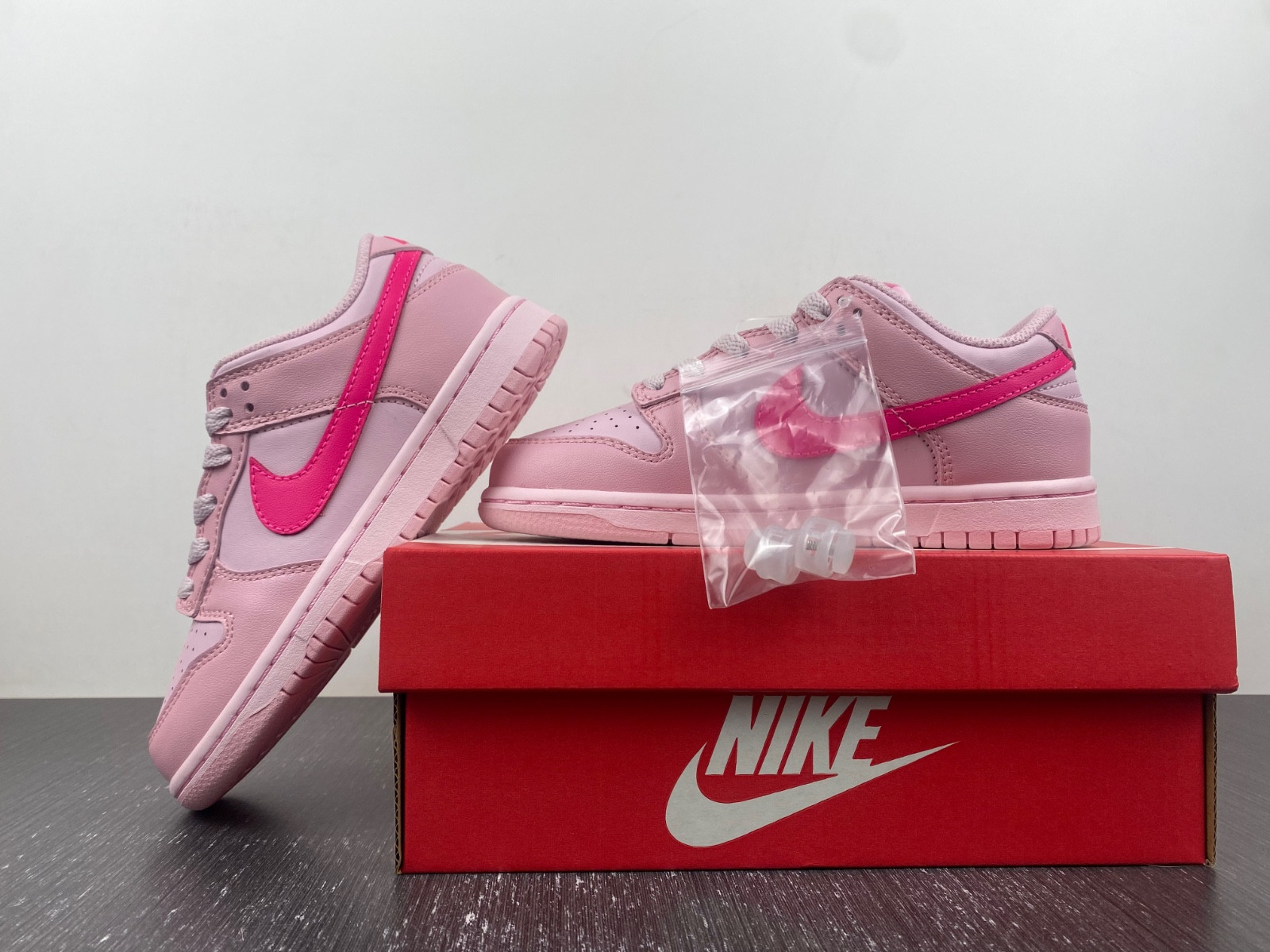 nike dunk low triple pink (ps) kids