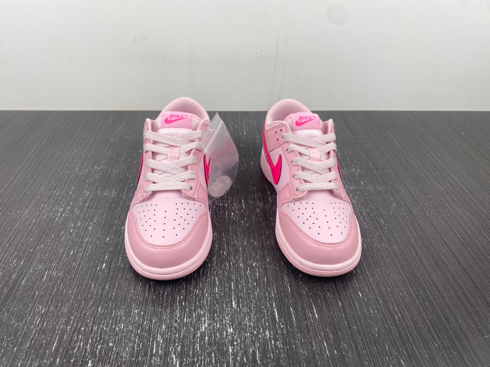 nike dunk low triple pink (ps) kids