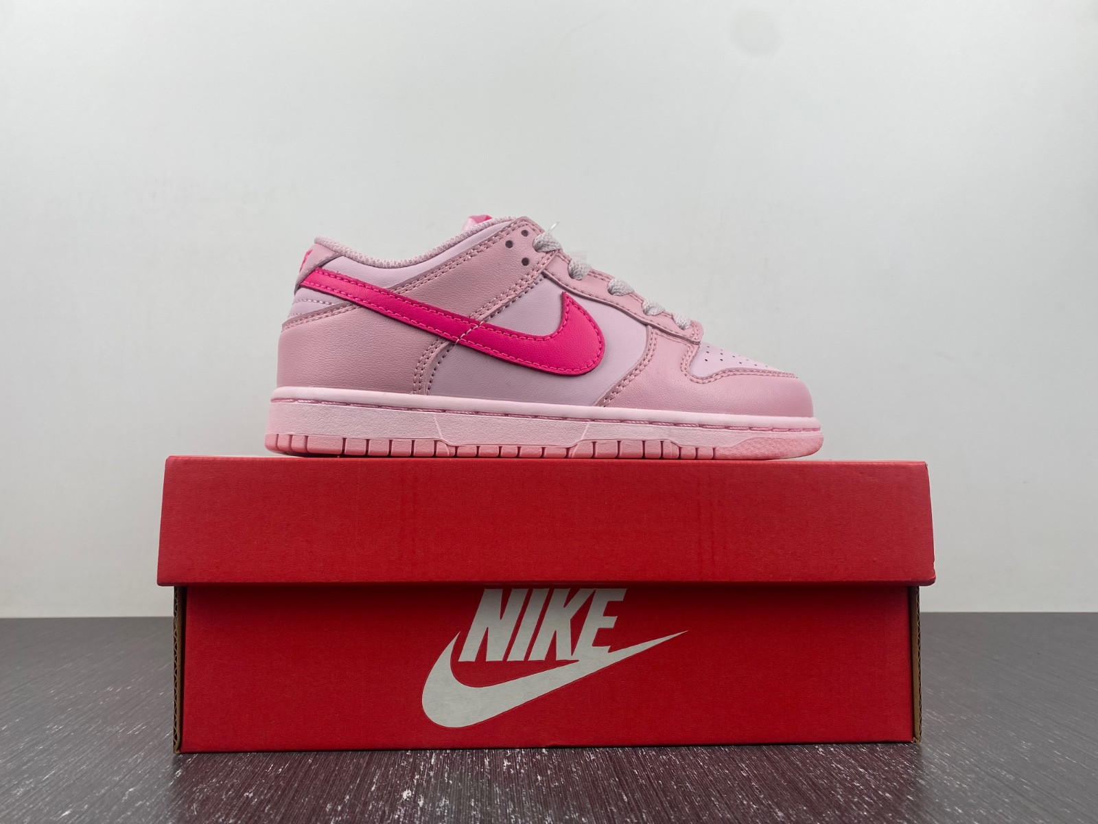 nike dunk low triple pink (ps) kids