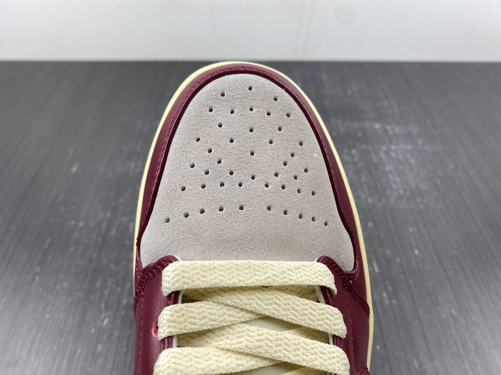 air jordan 1 mid "tiki leaf" dz2820-601