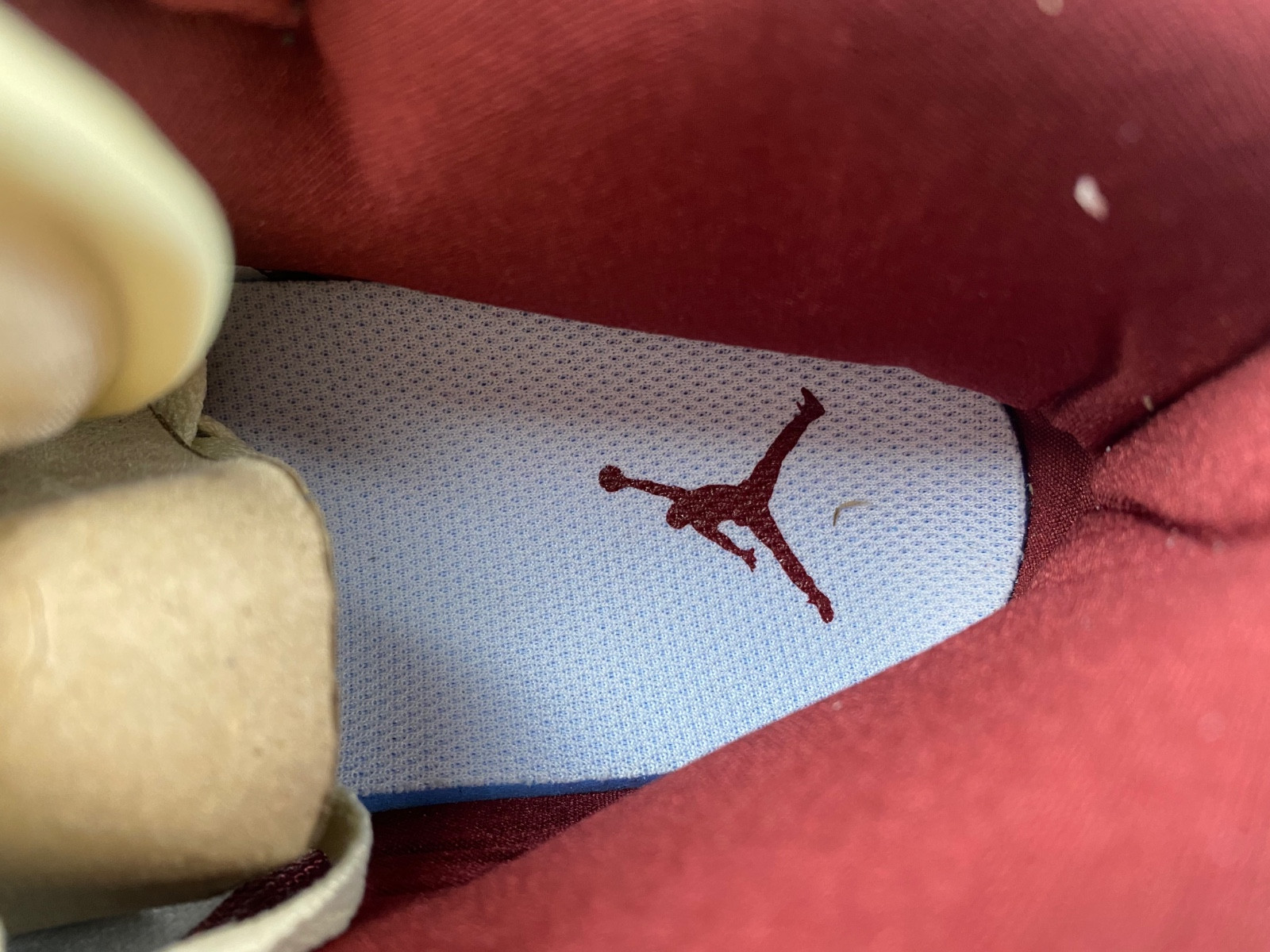 air jordan 1 mid "tiki leaf" dz2820-601