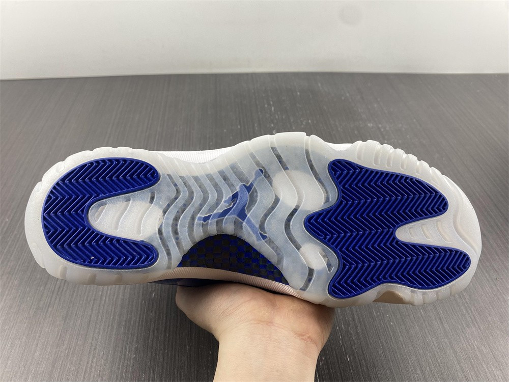 air jordan 11 retro navy blu at7
