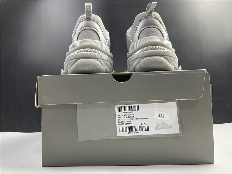 Ba*len*cia*ga triple s sliver