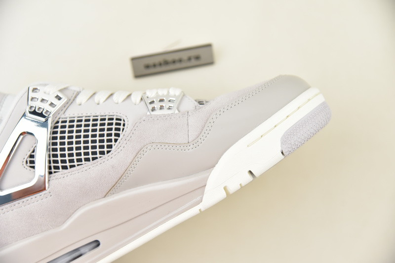 air jordan 4 frozen moments aq9129-001