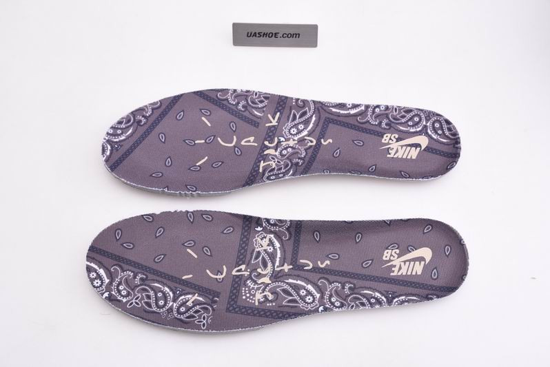 travis scott x nike sb dunk low ct5053-001