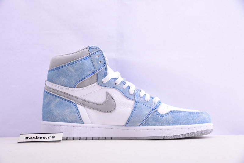 air jordan 1“ hype royal” 555088-402