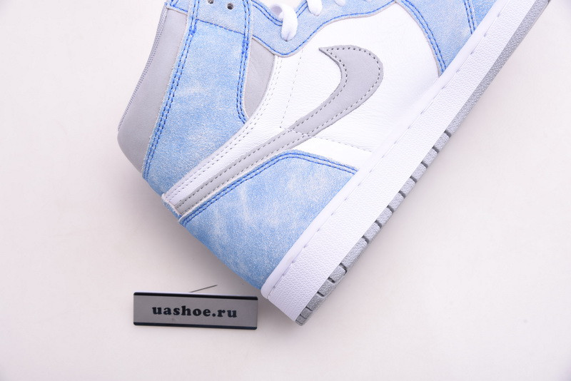 air jordan 1“ hype royal” 555088-402