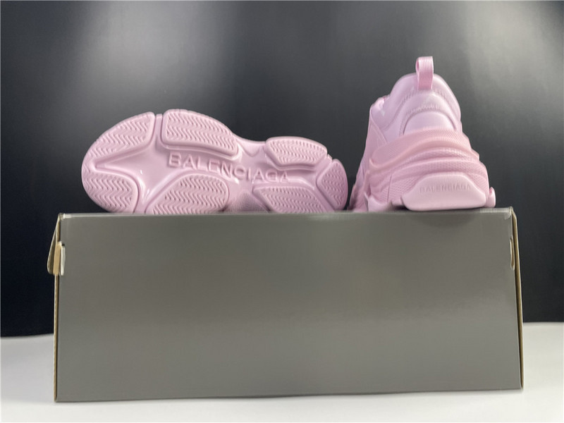 Ba*len*cia*ga triple s pink