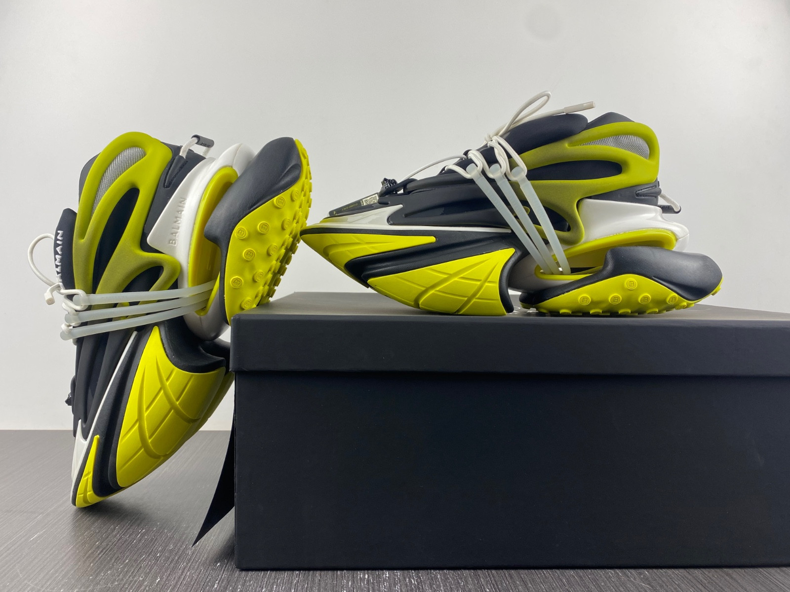 balmain neoprene and leather unicorn low-top sneakers am1vj398