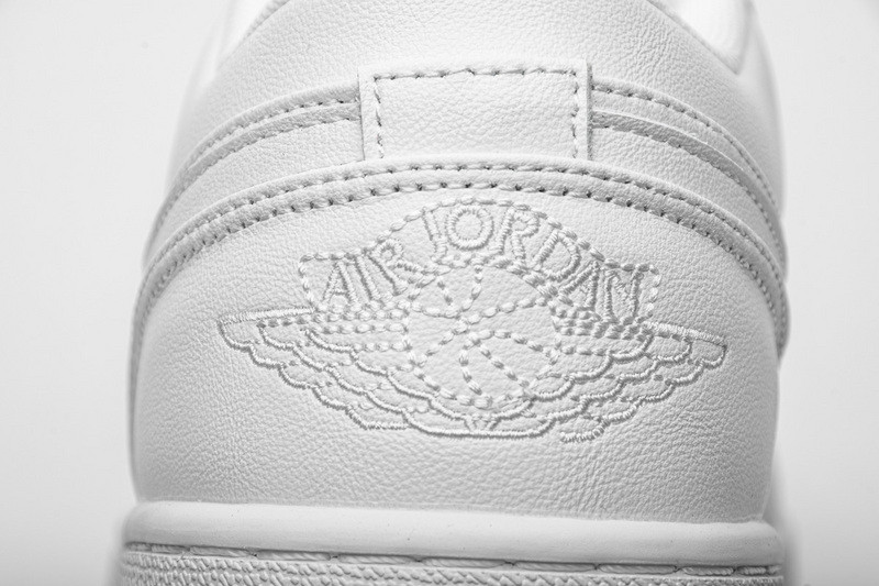 jordan 1 retro low pure platinum 553558-170