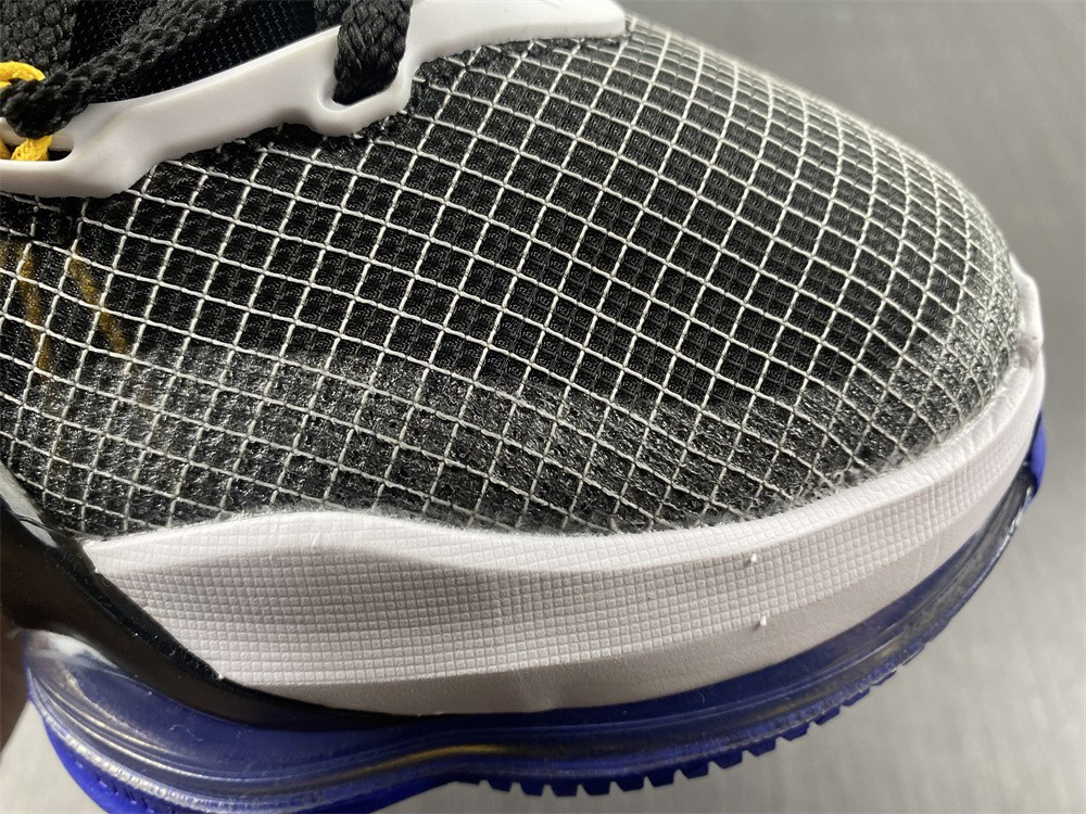 nike lebron 19 hardwood classic dc9340-002